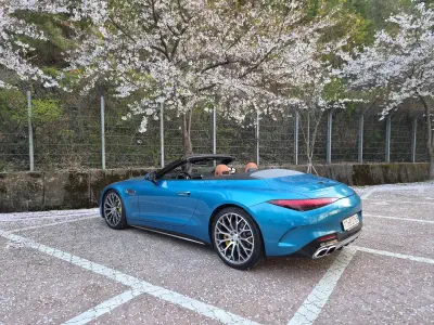 Mercedes-Benz SL-Class