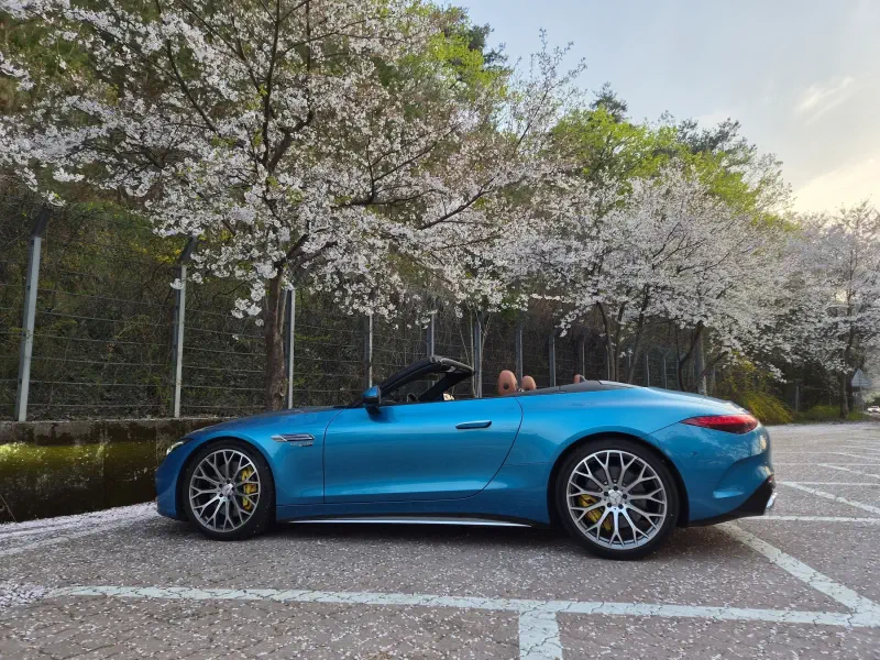 Mercedes-Benz SL-Class