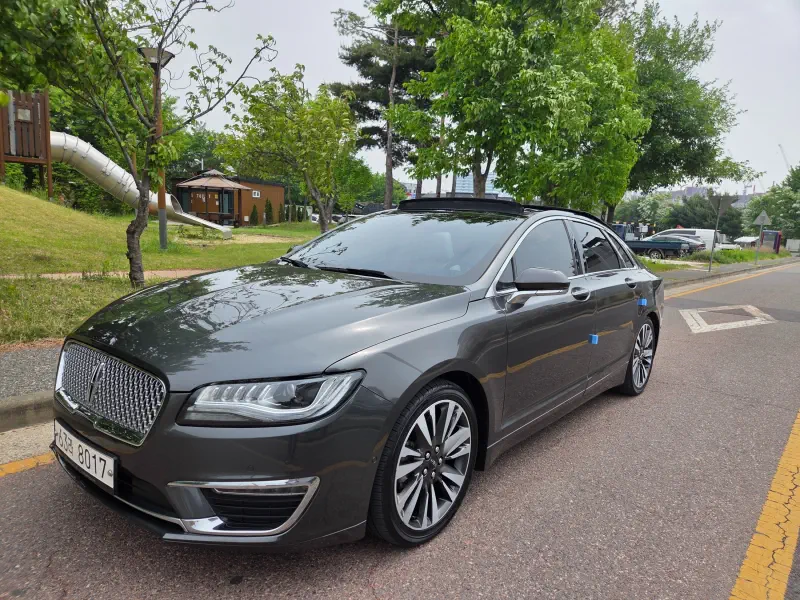 Lincoln Mkz