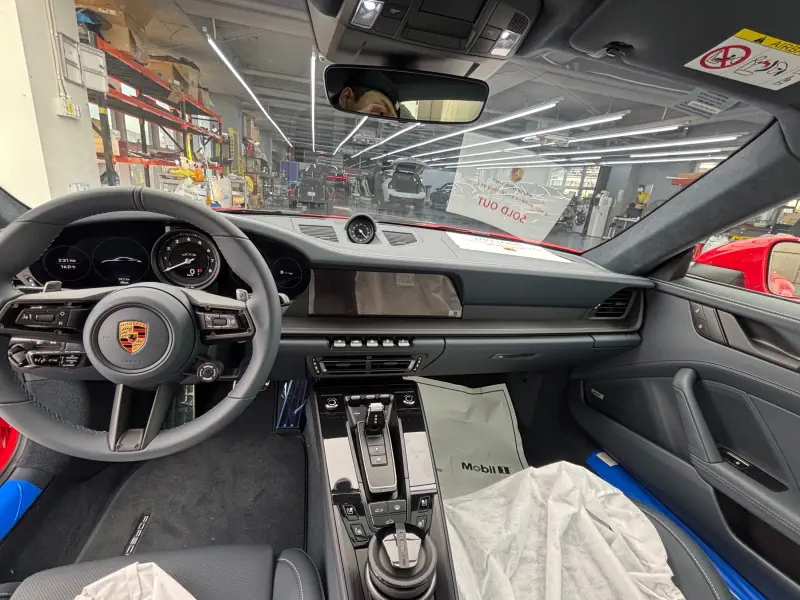 Porsche 911