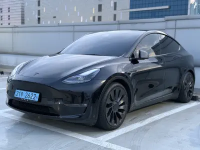 Tesla Model Y