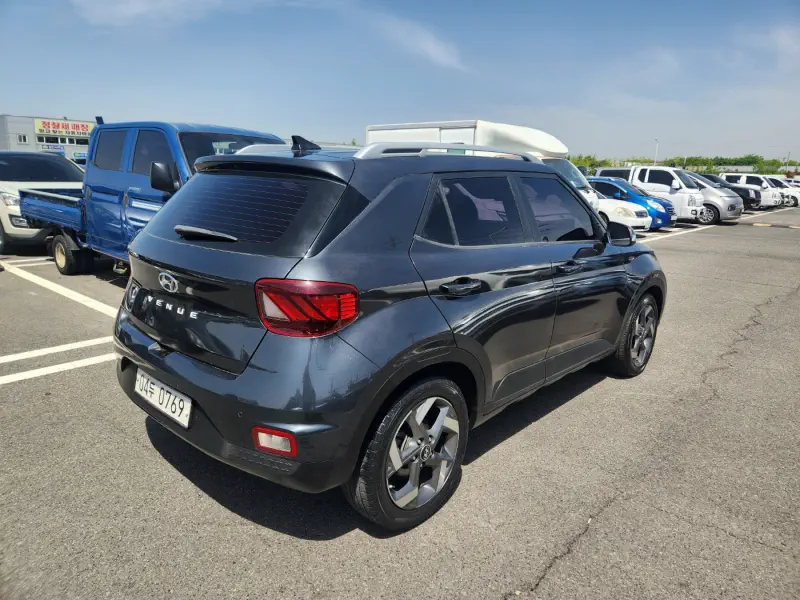 Hyundai Venue