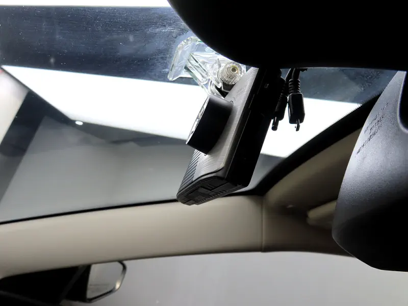 Chrysler 200