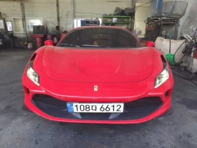 Ferrari F8