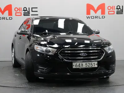 Ford Taurus