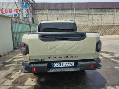 Kia Tasman