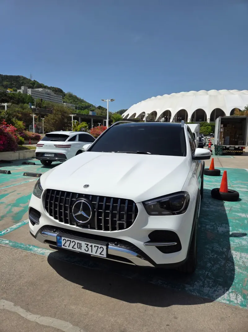 Mercedes-Benz GLE-Class