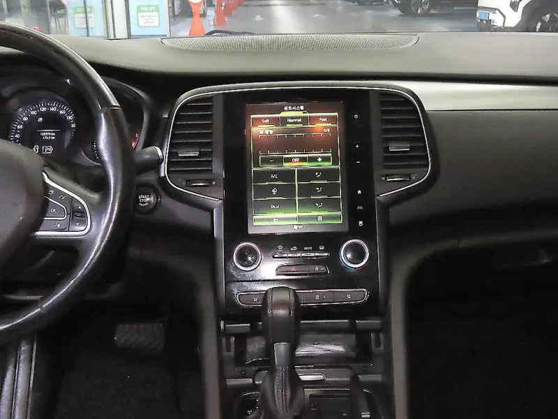 Renault Samsung SM6