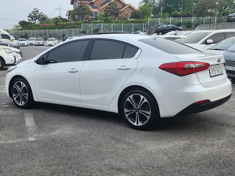 Kia K3