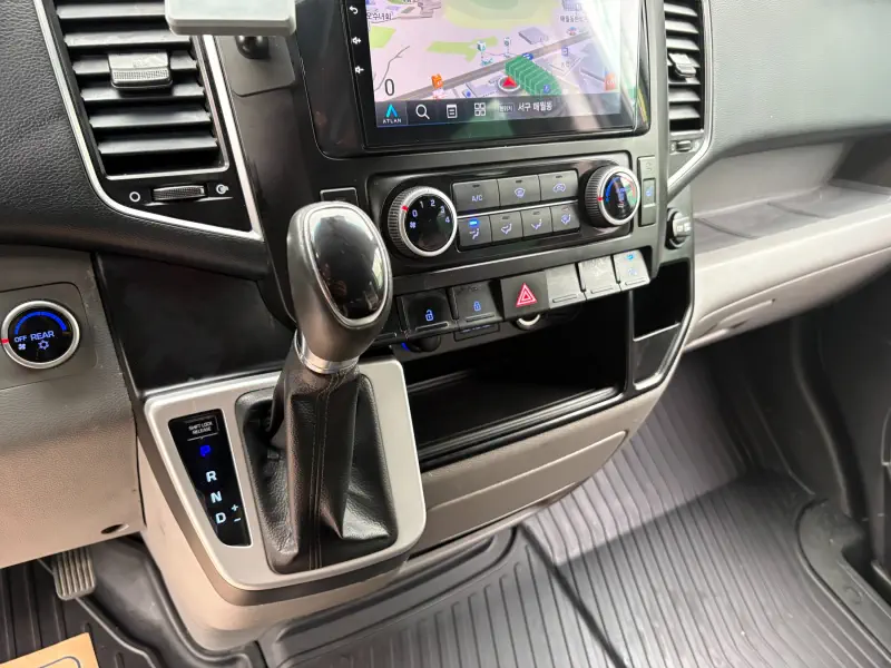 Hyundai H1