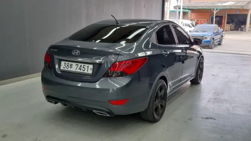 Hyundai Accent