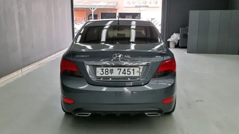 Hyundai Accent