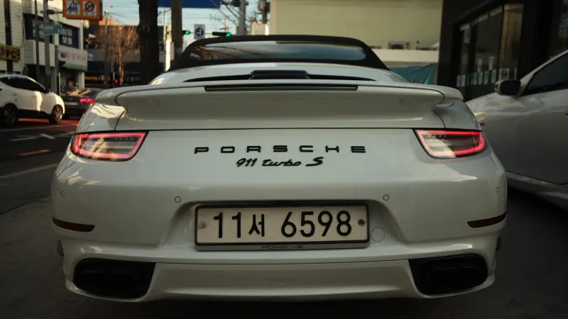 Porsche 911