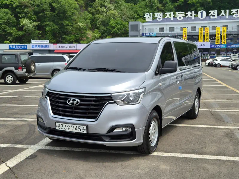 Hyundai Grand Starex