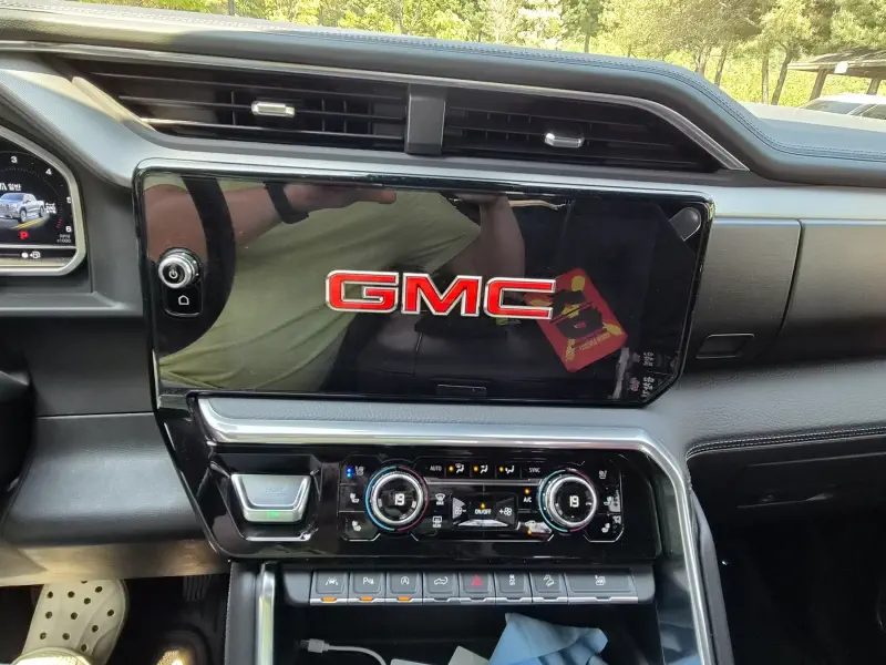 GMC SIERRA