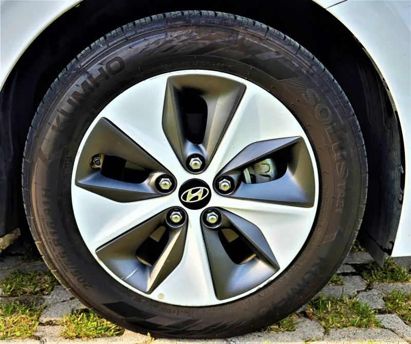 Hyundai Ioniq