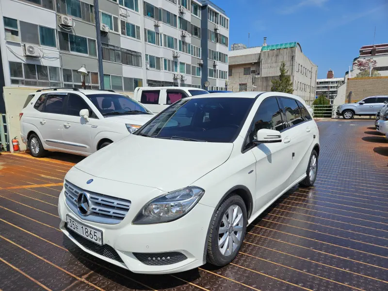 Mercedes-Benz B-Class