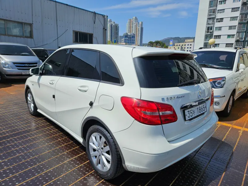 Mercedes-Benz B-Class