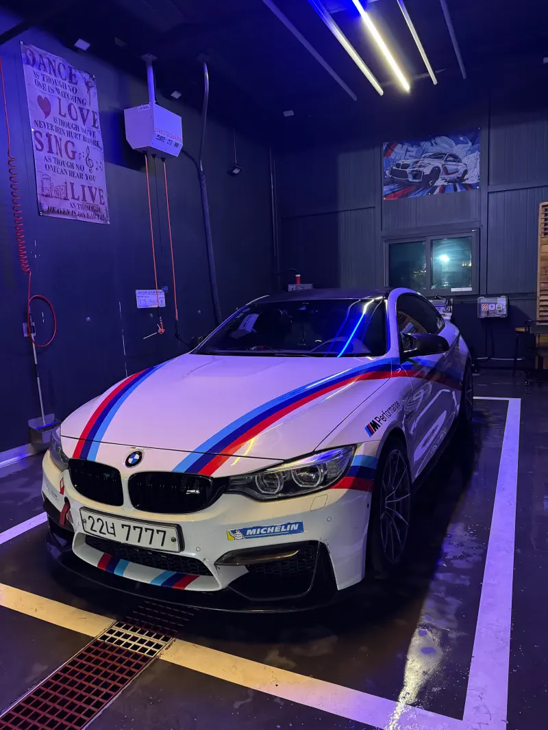 BMW M4