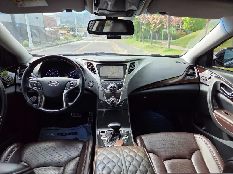 Hyundai Grandeur