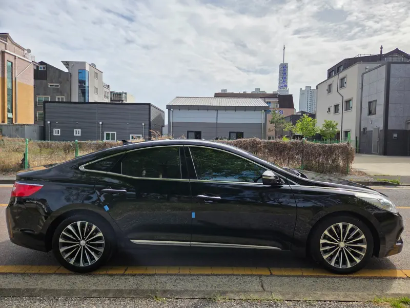Hyundai Grandeur