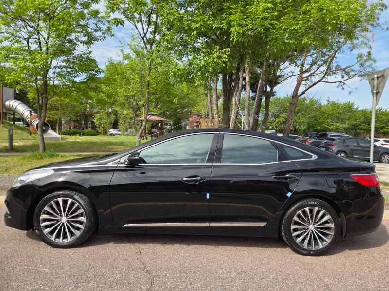 Hyundai Grandeur