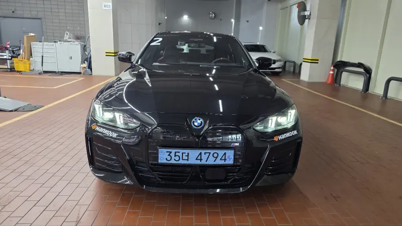 BMW i4