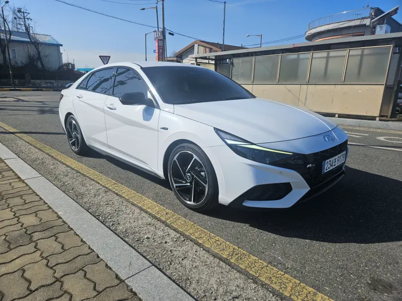 Hyundai AVANTE