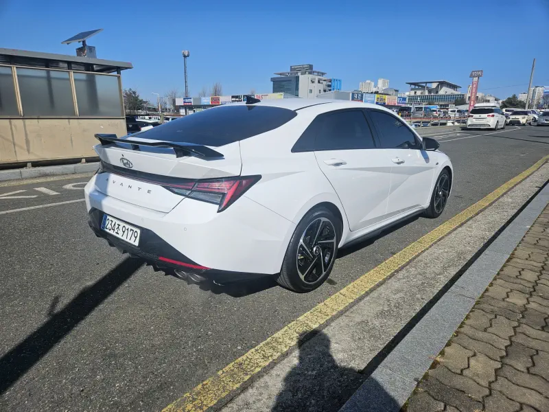 Hyundai AVANTE