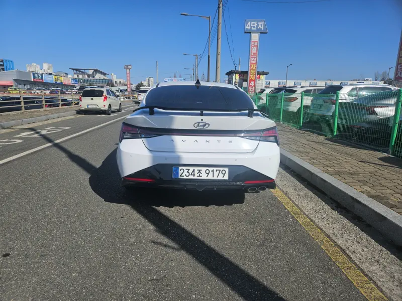 Hyundai AVANTE