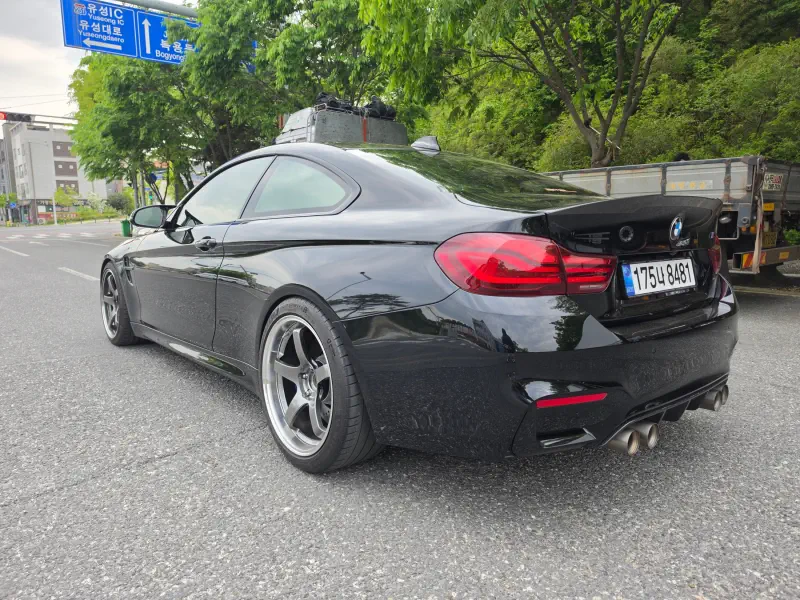 BMW M4