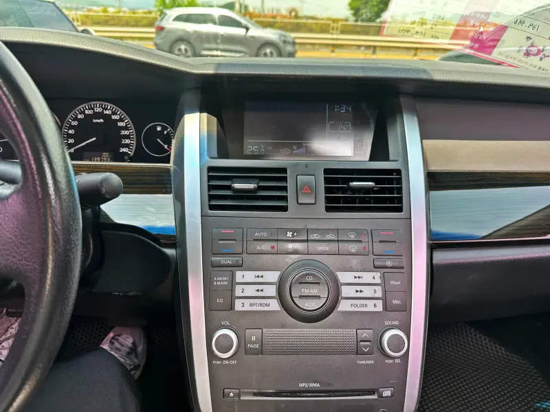 Renault SM7