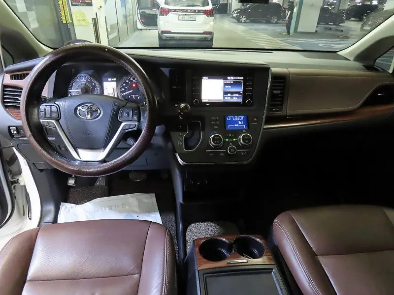 Toyota Sienna