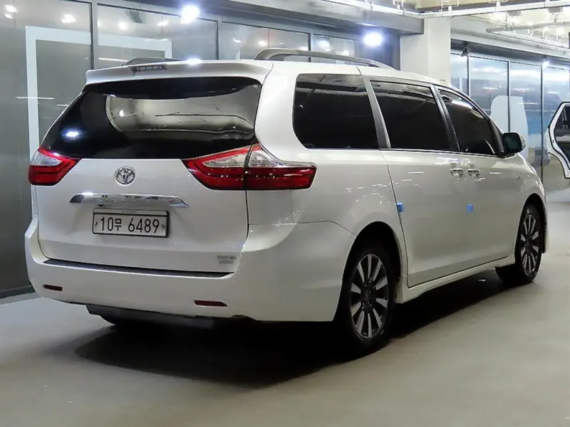 Toyota Sienna