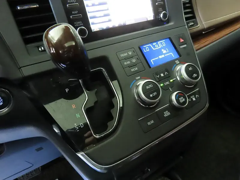 Toyota Sienna