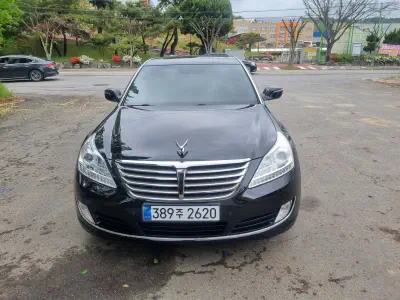 Hyundai Equus