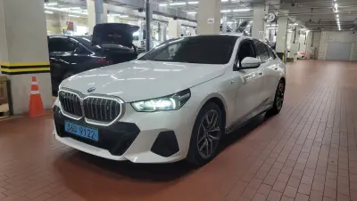 BMW i5