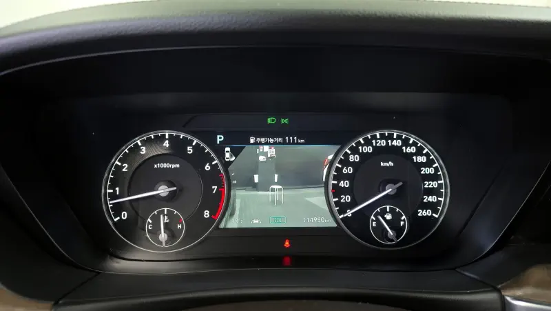 Genesis G90