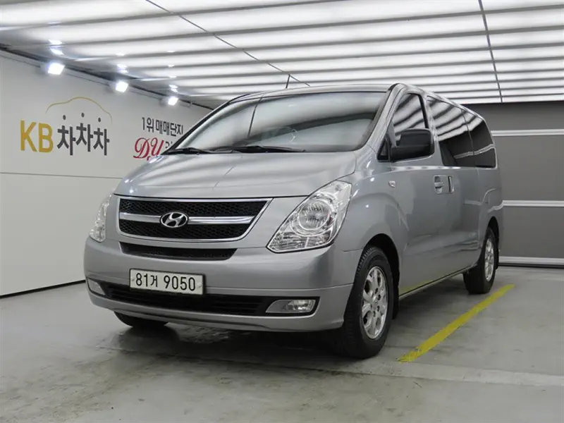 Hyundai Grand Starex