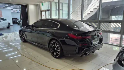BMW 8-Series