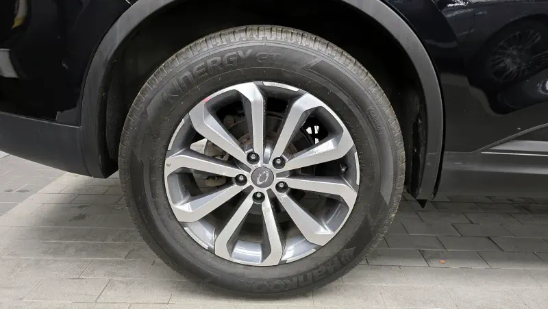 Renault QM6