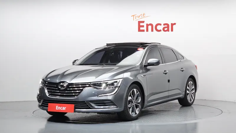 Renault SM6