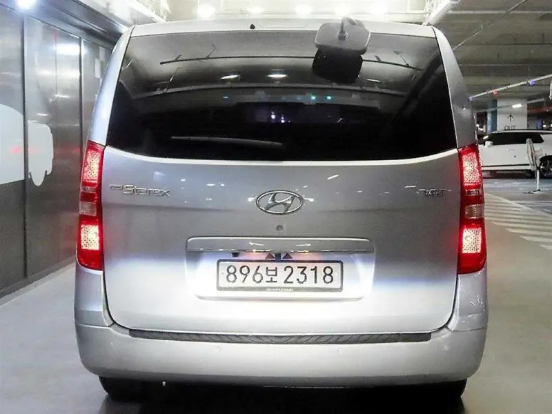 Hyundai Grand Starex
