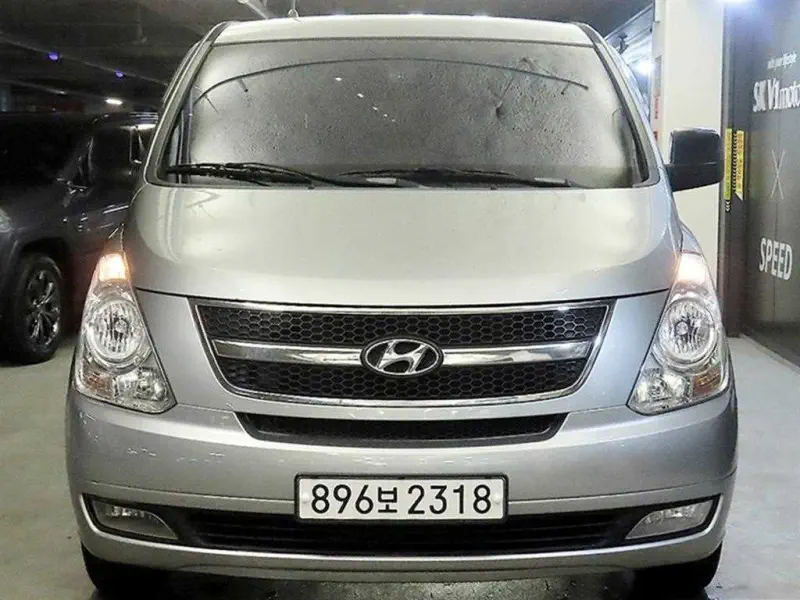 Hyundai Grand Starex