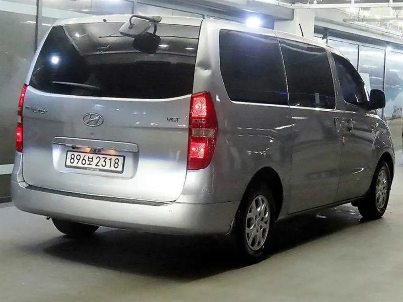 Hyundai Grand Starex