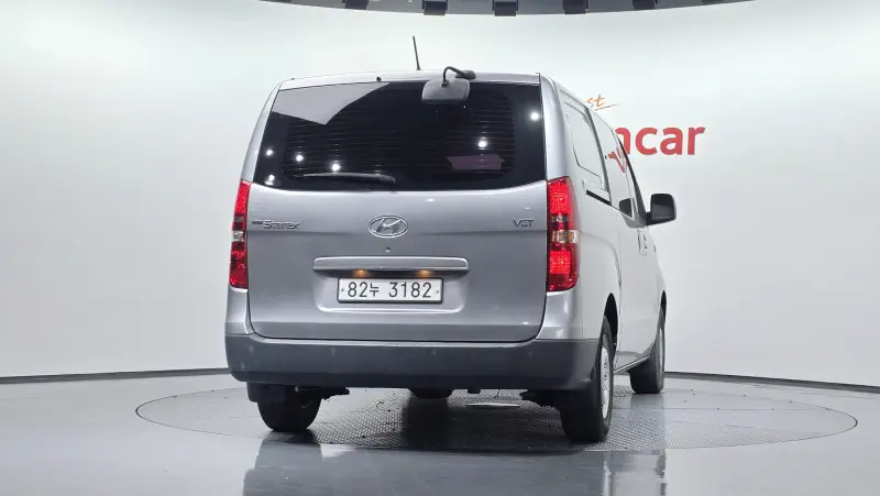 Hyundai Grand Starex