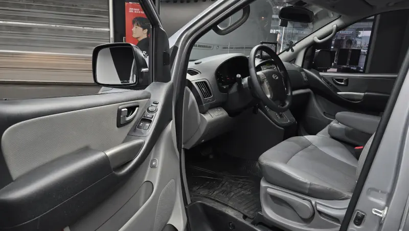 Hyundai Grand Starex
