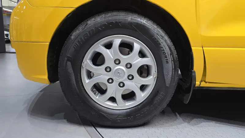 Hyundai Grand Starex