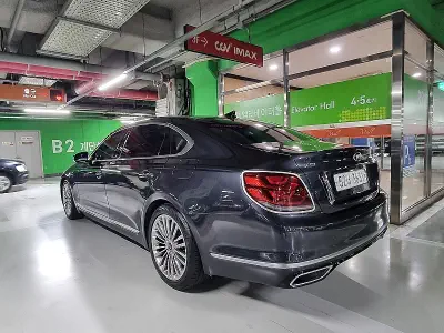 Kia K9