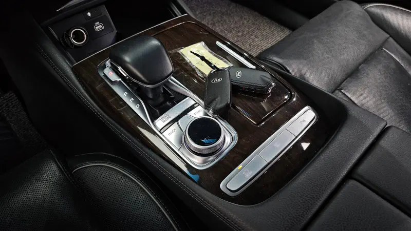 Kia K9